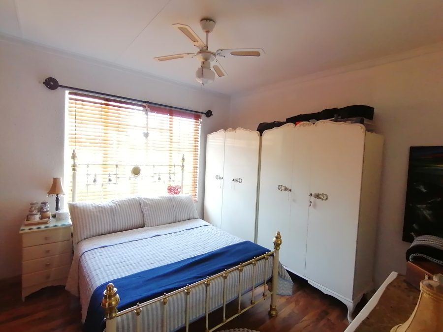 3 Bedroom Property for Sale in Flimieda North West